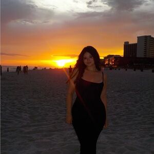 Meet your Posher, Macie